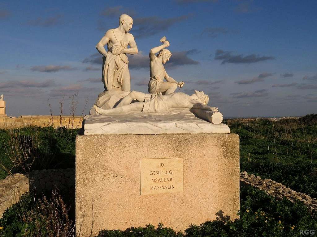 <a href=https://en.wikipedia.org/wiki/Stations_of_the_Cross>Way of the Cross</a> at Ta'Pinu - statue 10