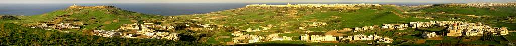 Ta'Għammar 120° summit panorama