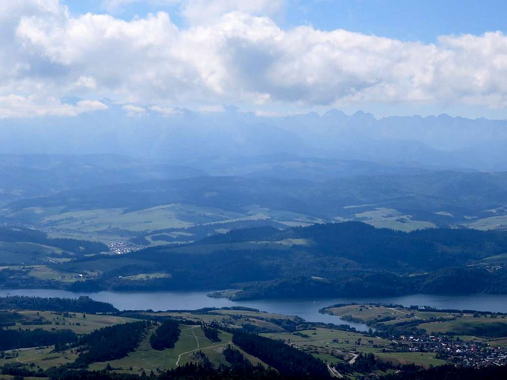 Czorsztynski Reservoir and Tatry behind from Lubań