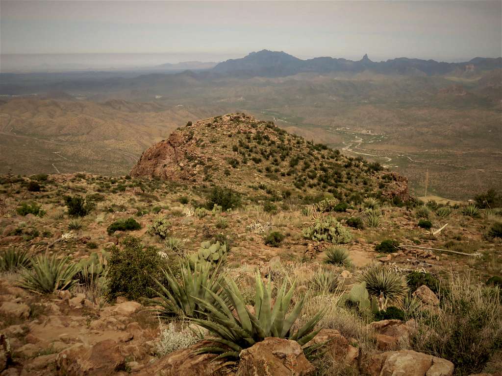 Summit view towards the Superstition Range