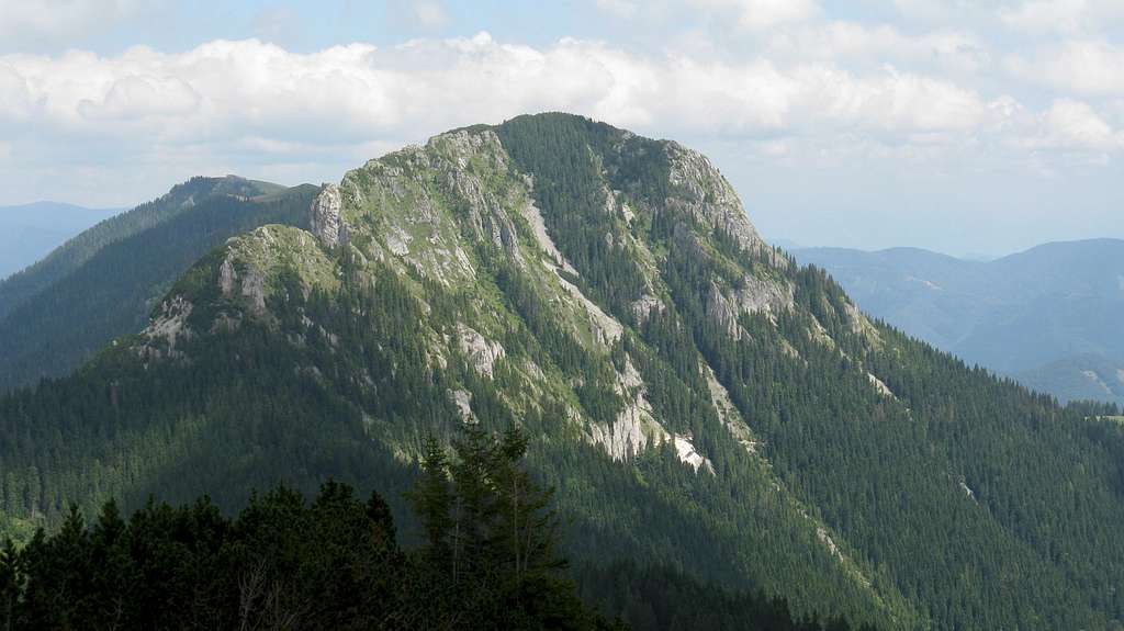 Piatra Târnovului (1880 m)