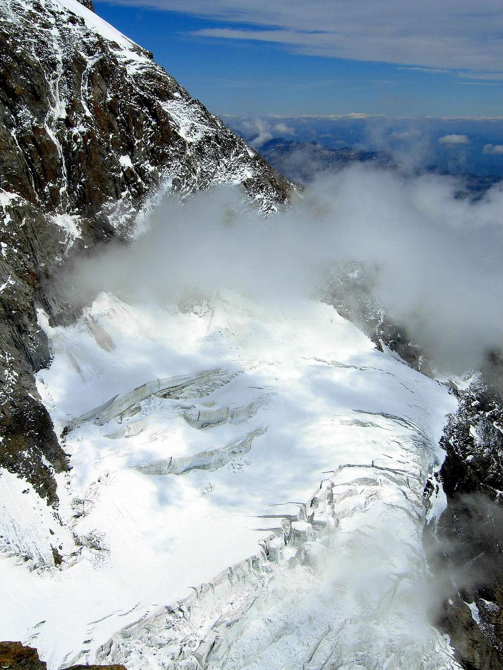 Punta Giordani, a glance over Piode glacier