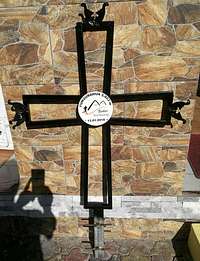 cross for Tungurahua Summit