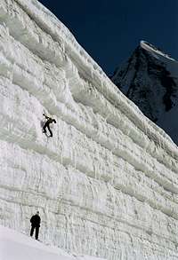 Iceclimbing on the Ushba...
