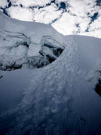 Ishinca / crevasse below summit on SW ridge