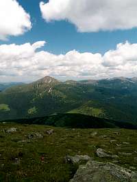Hoverla and main ridge from Petros