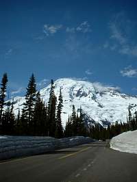 Mt Rainier on approach to...