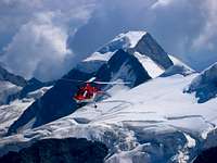 Helicopter in front of Piz Palü