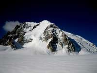 Epaule du Mt Blanc du Tacul with the Pnte Lachenal(3613mm)