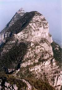 Pico Pirámide viewed from...