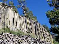 A full view of the Main Postpile