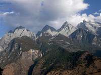 Yulong Xue Shan (5596 m) seen from the gorges