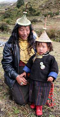 Laya mother and child