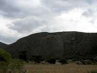 Cerro de los Jarros with summit visible