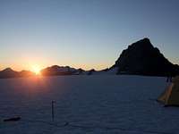 Sunrise over Eldorado Glacier