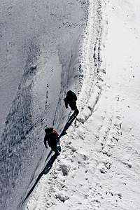 Climbing up the ridge to Aiguille du Midi