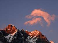 Pink clouds above Lhotse Shar