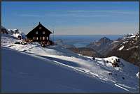 Beautiful Mountain Hut with Spectacular Views