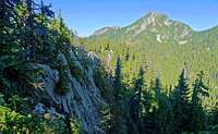 Cliffs on N ridge of Alpine Baldy