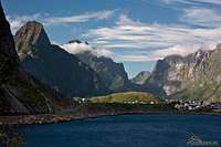 From Reine to the West