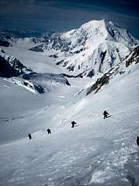 Climbing Denali: Facts & Information. Routes, Climate, Difficulty