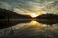 Sunrise Padarn Lake