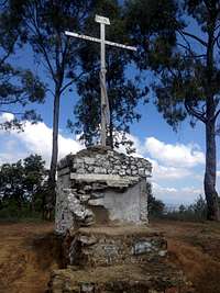 Cerro Zapotecas summit cross