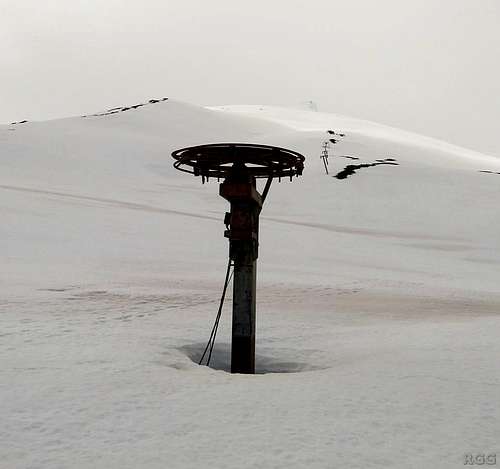 Ski tow pylons on Snæfellsjökull
