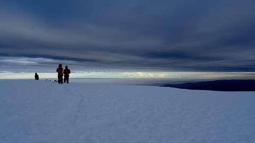 Veintimilla summit, Chimborazo, looking north west