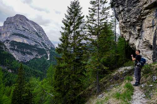 Approach trail to the VF