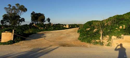 Entrance to the quarry at Ta'Dmejrek