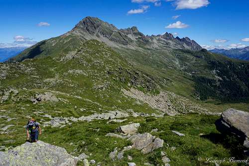 Summit view towards Pizzo di Claro and Torrone Rosso