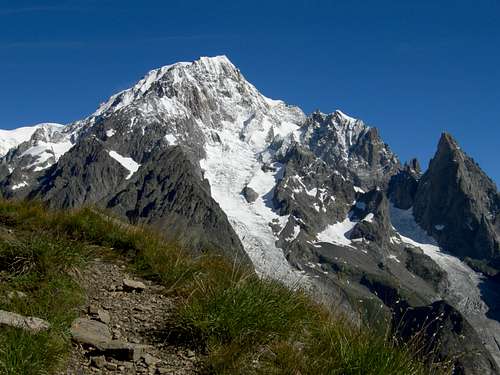 Mont Blanc seen from the track to Mont Fortin (1)