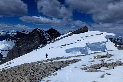 Ptarmigan Peak, Banff - broad ridge to notch