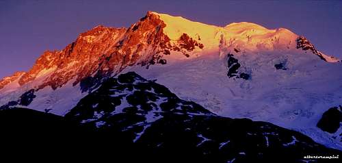 Cerro Hermoso at  sundown