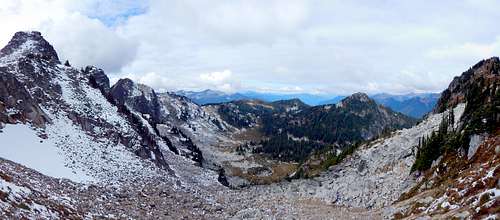 Looking west toward Sulphur Mountain Lookout Site from 6300' on Point 7140