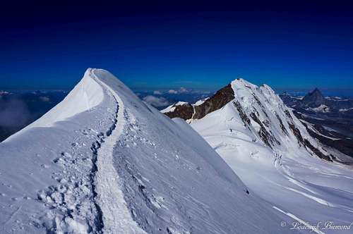 Summit ridge with Lyskamm & Matterhorn