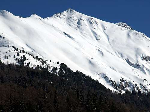 Mont Bellefaçe Western Face over Plan de l'Eyvie 2016