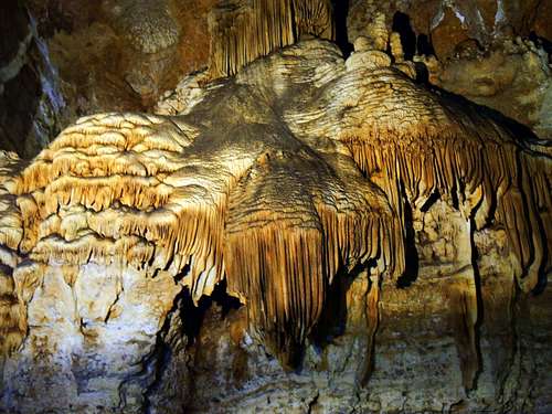 Su Marmuri caves,  Ulassai