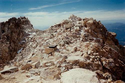 Mt. Shasta summit area