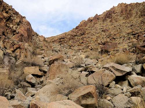 Canyon near the 1820 ft saddle