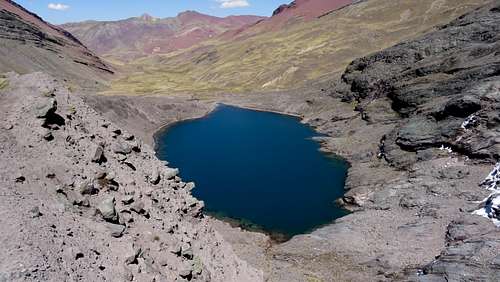 Laguna Ausengatecocha (4650 m) from near Palomani Pass