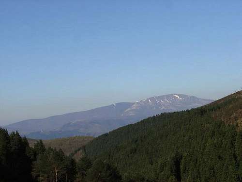 The mount Gorbea from Anboto