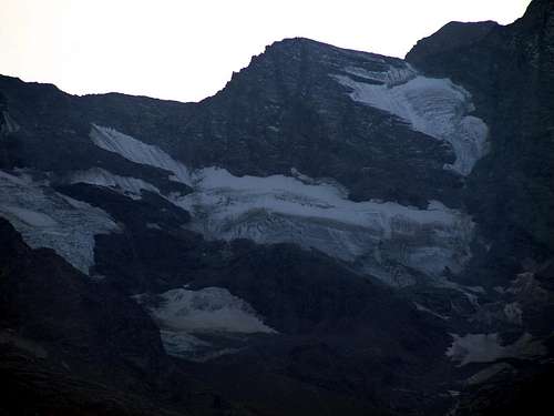 Pointe de Grand Croux & Testa di Valnontey from Gimillan