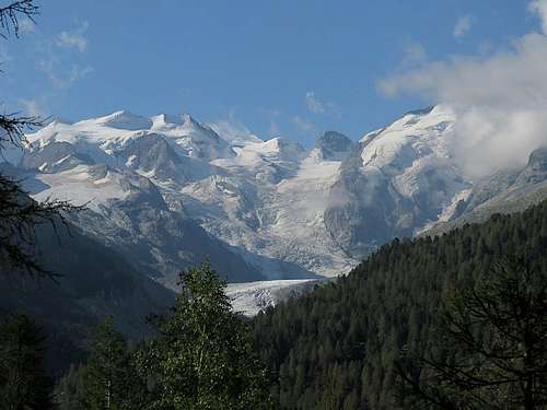 Bernina massiv from road