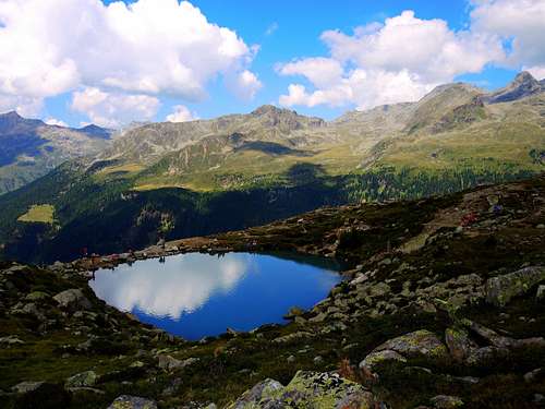 Alpine lake near Refuge Roma (Lago Covoni/Tristensee)