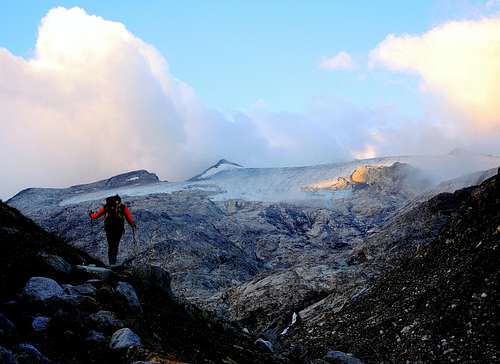 The Rieserferner glacier at sunrise