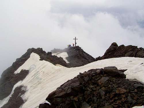 The summit cross of Monte Vioz
