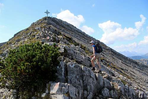 Seekarspitze (2053m) - nearing the summit