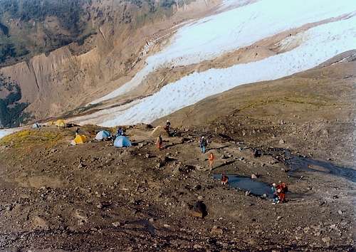 Moraine Camp below Heliotrope Ridge